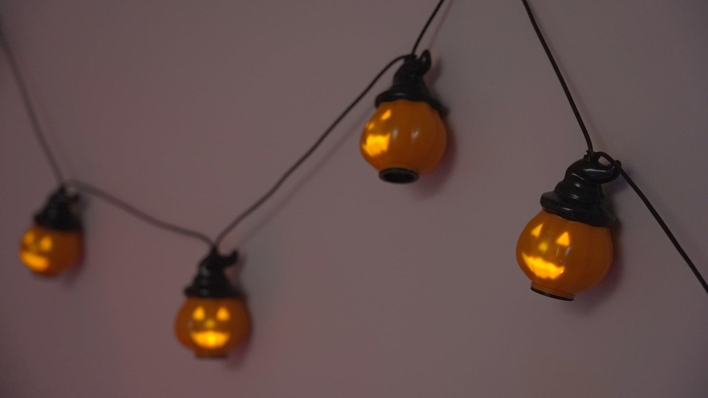 ANIMAT3D Jabberin Jack 8 feet Animated String lights with Built-in Speaker & Motion Sensor