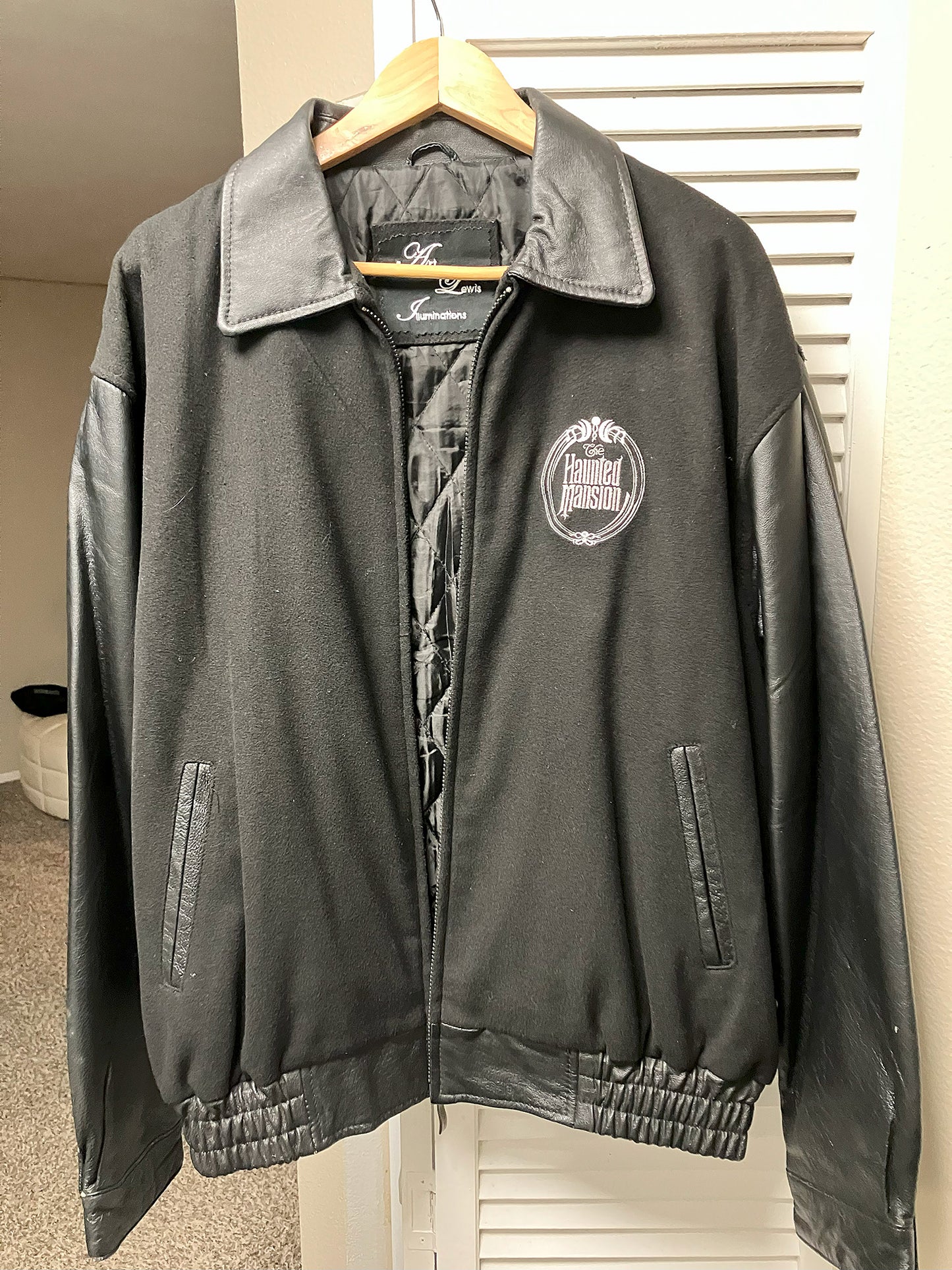 Disney Haunted Mansion - 45 Year Anniversary - Illuminated Fiber Optic Jacket - Rare Limited Edition